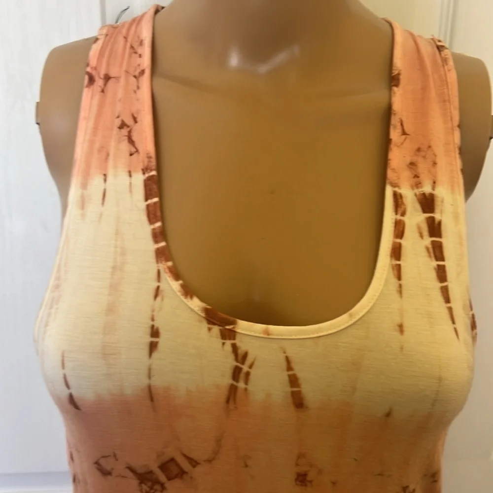 Peach and white tie dye long racerback tank with shear beaded back sz M